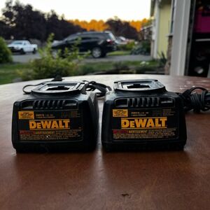 Lot of 2 DeWalt DW9116 7.2V-18V Black 1-Hr NiCd Battery Charger